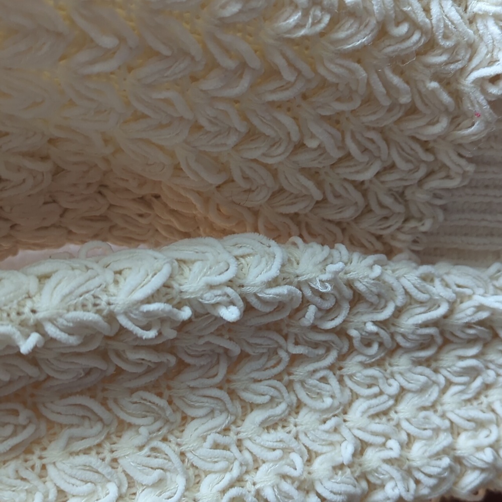 Line & Dot Cream Textured Sweater L - Picture 7 of 13
